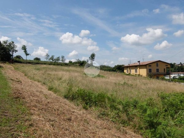 terreno edificabile in vendita a Provaglio d'Iseo