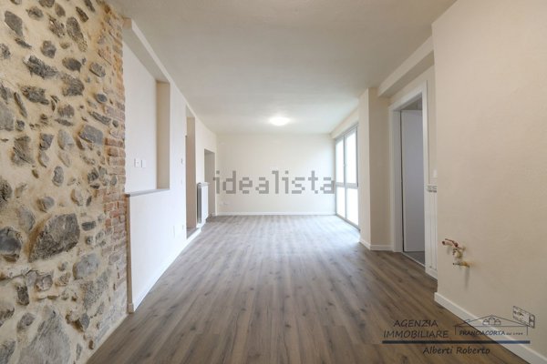 appartamento in vendita a Provaglio d'Iseo
