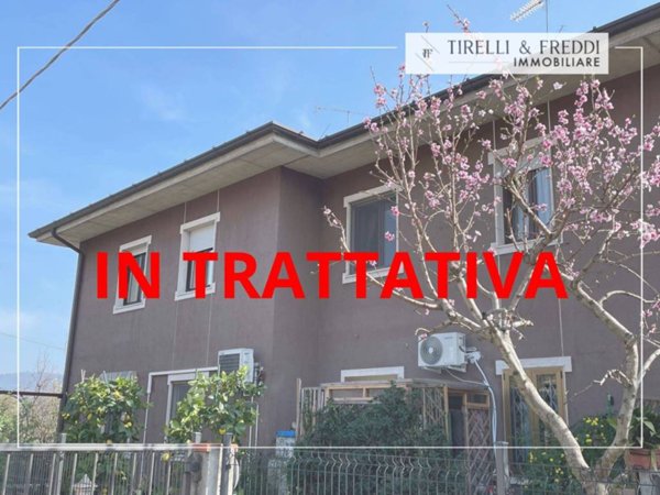 appartamento in vendita a Provaglio d'Iseo in zona Provezze