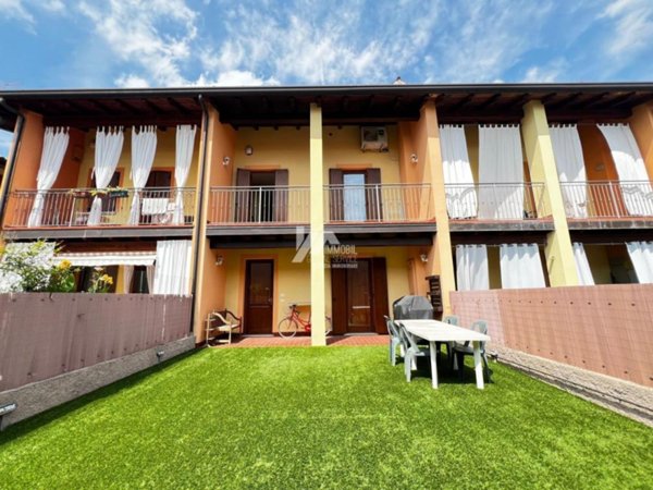 casa indipendente in vendita a Provaglio d'Iseo in zona Fantecolo