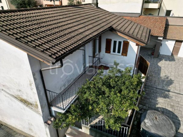 casa indipendente in vendita a Provaglio d'Iseo
