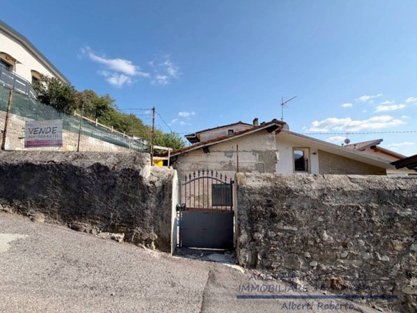 casa indipendente in vendita a Provaglio d'Iseo