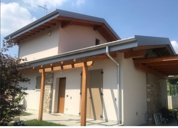 casa indipendente in vendita a Provaglio d'Iseo