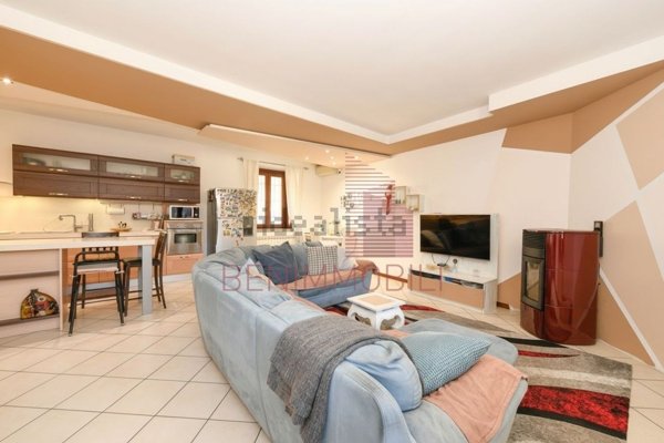 appartamento in vendita a Provaglio d'Iseo