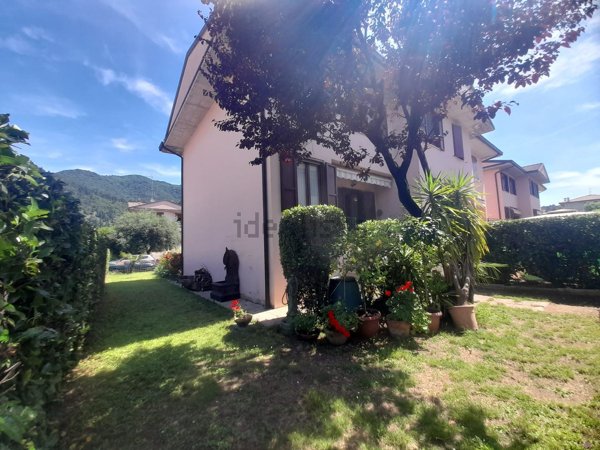 casa indipendente in vendita a Provaglio d'Iseo