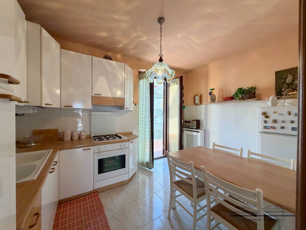 appartamento in vendita a Provaglio d'Iseo