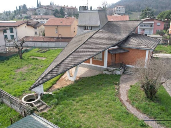 casa indipendente in vendita a Provaglio d'Iseo in zona Provezze