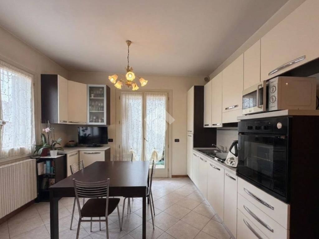 appartamento in vendita a Provaglio d'Iseo