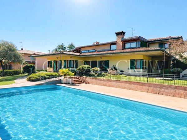 casa indipendente in vendita a Provaglio d'Iseo in zona Provezze