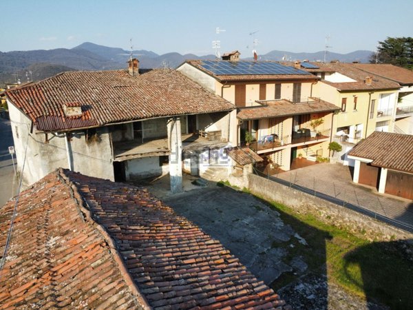 casale in vendita a Provaglio d'Iseo in zona Fantecolo