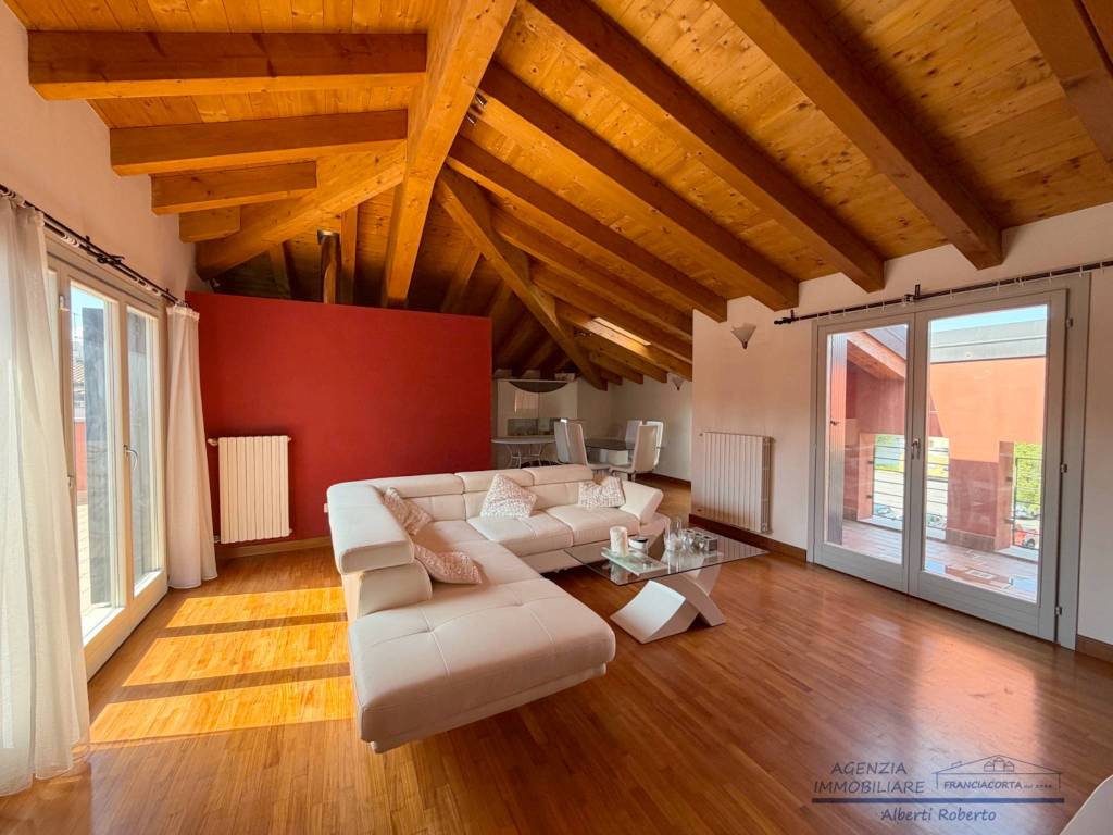 appartamento in vendita a Provaglio d'Iseo
