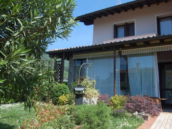 casa indipendente in vendita a Provaglio d'Iseo