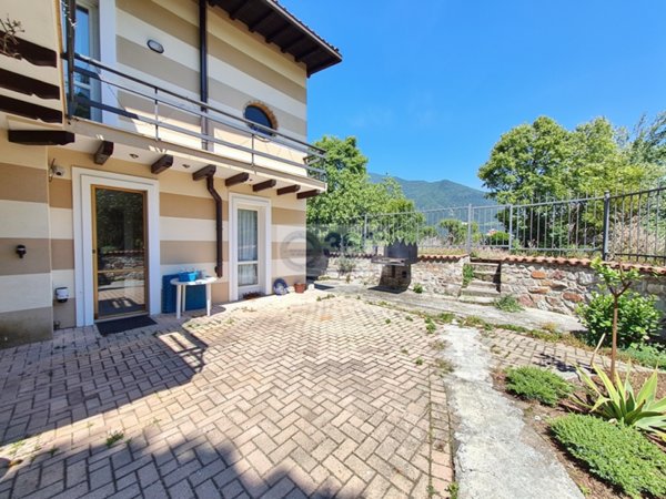 casa indipendente in vendita a Provaglio d'Iseo