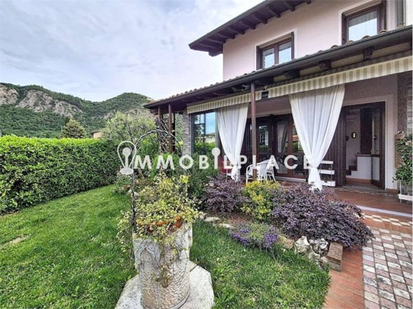 casa indipendente in vendita a Provaglio d'Iseo