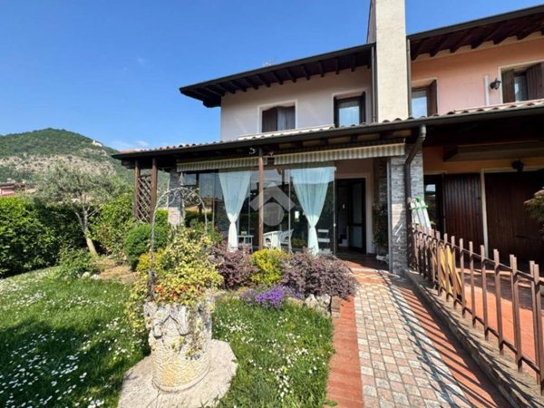 casa indipendente in vendita a Provaglio d'Iseo