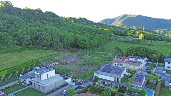 terreno edificabile in vendita a Provaglio d'Iseo in zona Fantecolo