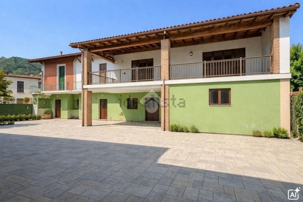 casale in vendita a Provaglio d'Iseo