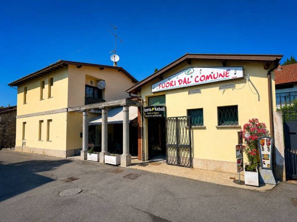 negozio in vendita a Provaglio d'Iseo