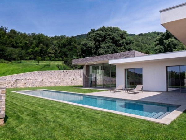 casa indipendente in vendita a Provaglio d'Iseo in zona Provezze