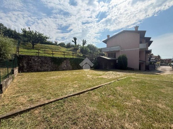 casa indipendente in vendita a Provaglio d'Iseo