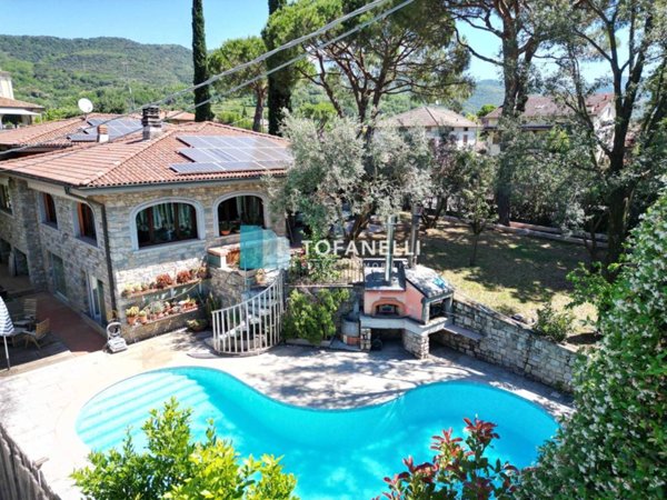casa indipendente in vendita a Provaglio d'Iseo in zona Provezze