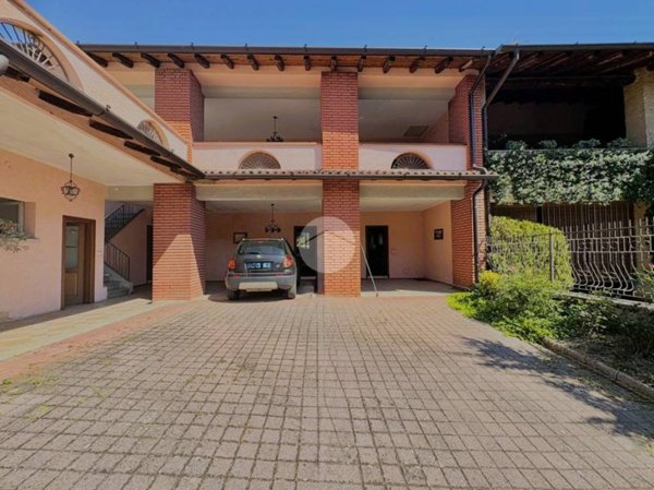 appartamento in vendita a Provaglio d'Iseo in zona Provezze