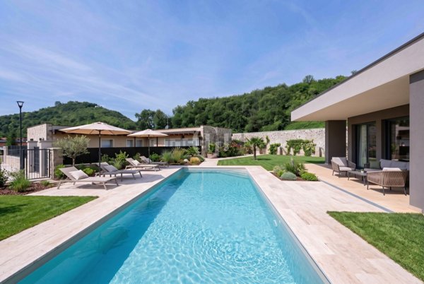 casa indipendente in vendita a Provaglio d'Iseo in zona Provezze