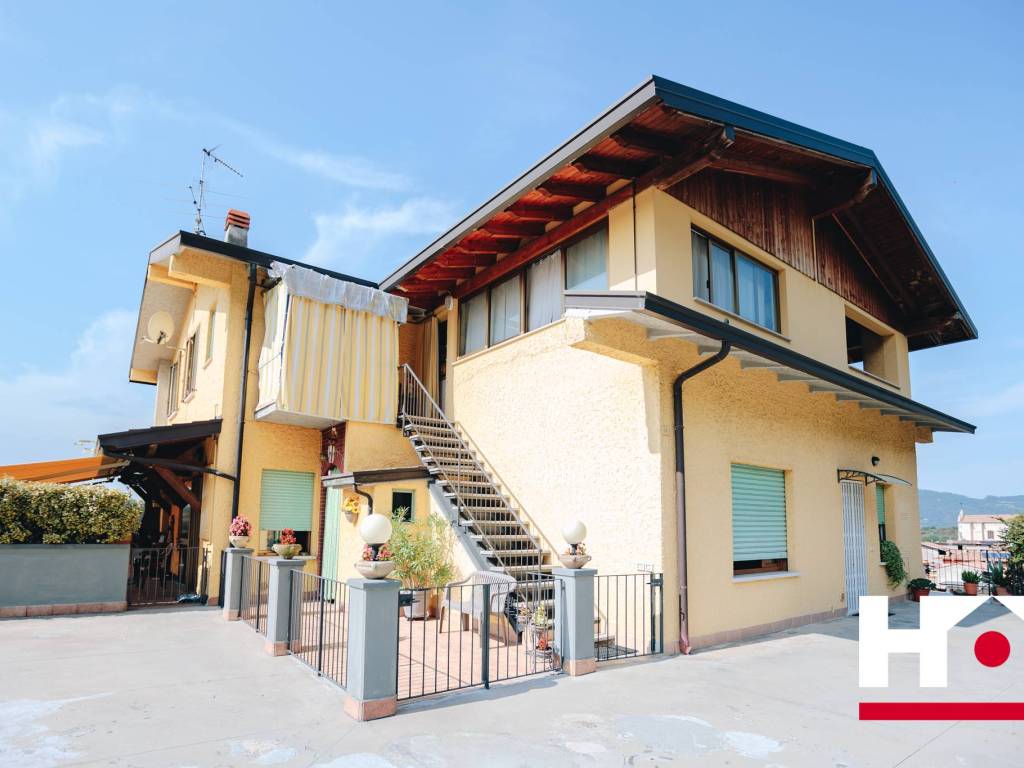 appartamento in vendita a Provaglio d'Iseo