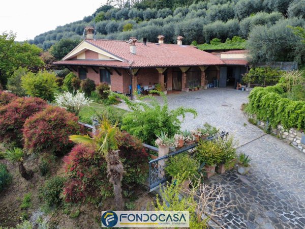 casa indipendente in vendita a Provaglio d'Iseo