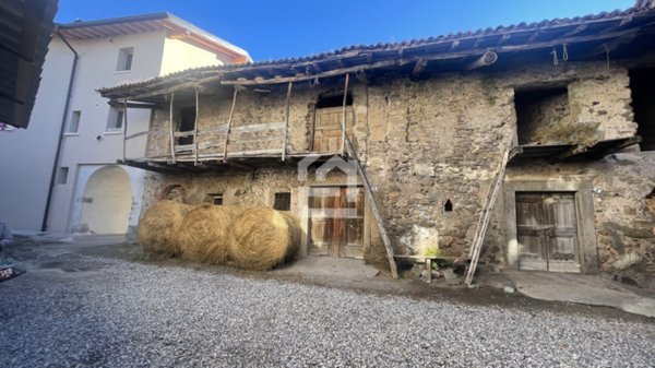 casale in vendita a Provaglio Val Sabbia in zona Mastanico