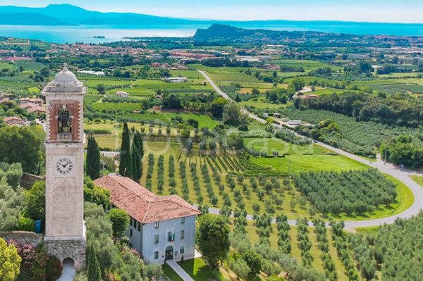 casa indipendente in vendita a Puegnago del Garda