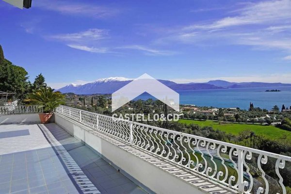 casa indipendente in vendita a Puegnago del Garda