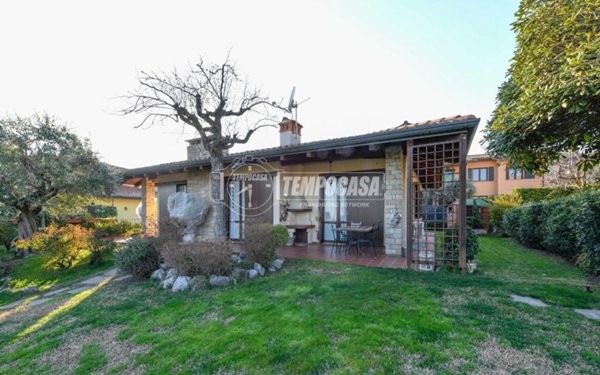 casa indipendente in vendita a Puegnago del Garda