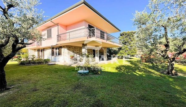 casa indipendente in vendita a Puegnago del Garda