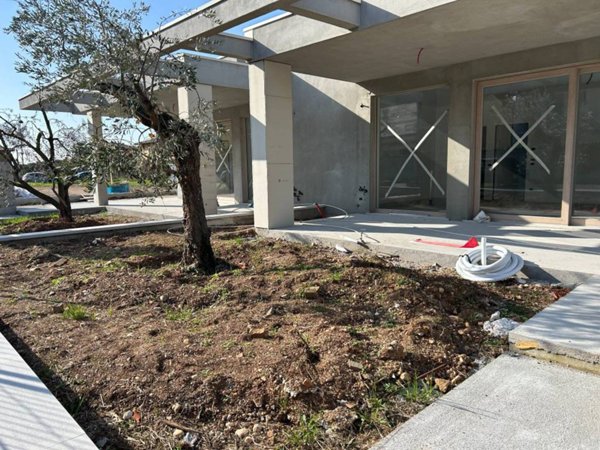 casa indipendente in vendita a Puegnago del Garda