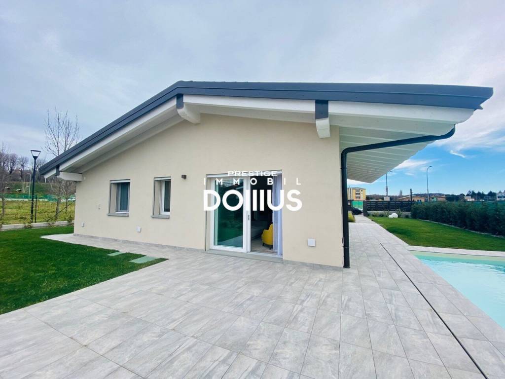 casa indipendente in vendita a Puegnago del Garda