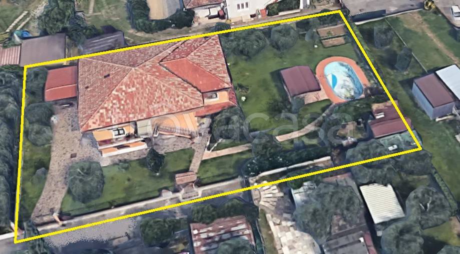 casa indipendente in vendita a Puegnago del Garda