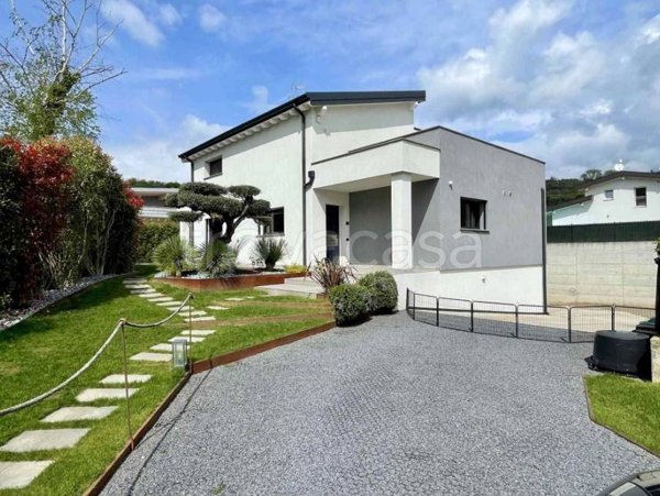 casa indipendente in vendita a Puegnago del Garda
