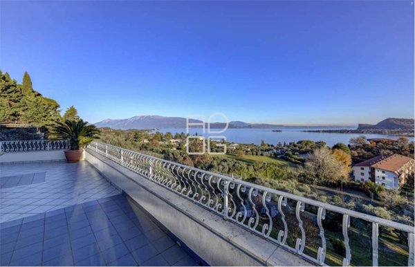 villa in vendita a Puegnago del Garda