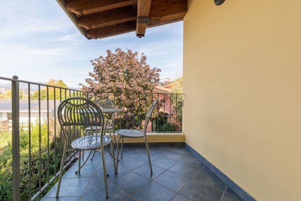appartamento in vendita a Puegnago del Garda