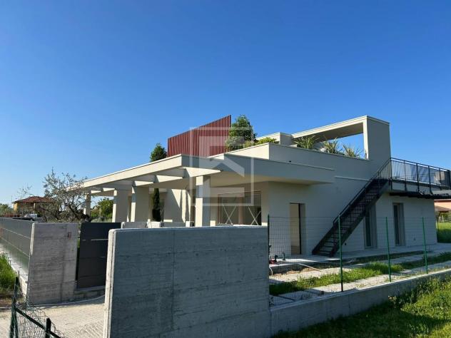casa indipendente in vendita a Puegnago del Garda