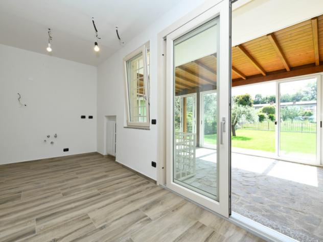 casa indipendente in vendita a Puegnago del Garda