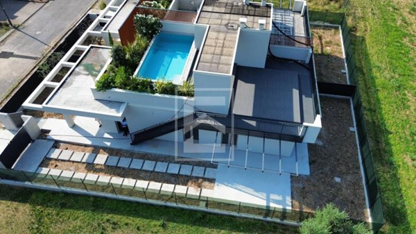 casa indipendente in vendita a Puegnago del Garda