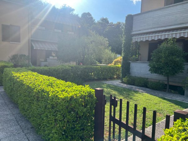 casa indipendente in vendita a Puegnago del Garda