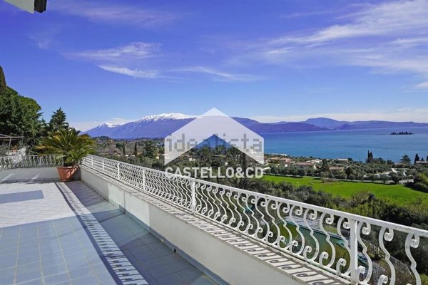casa indipendente in vendita a Puegnago del Garda