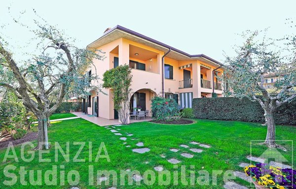 casa indipendente in vendita a Puegnago del Garda