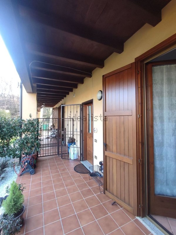 appartamento in vendita a Puegnago del Garda