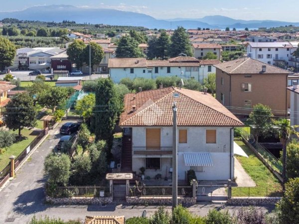casa indipendente in vendita a Puegnago del Garda