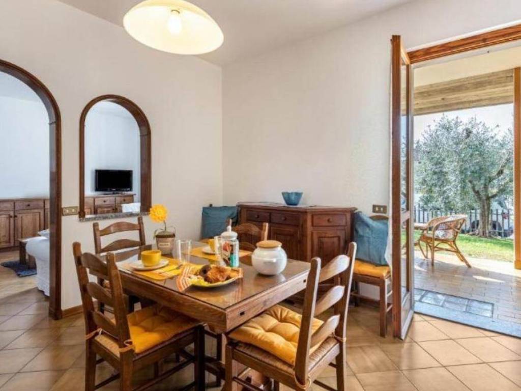 casa indipendente in vendita a Puegnago del Garda
