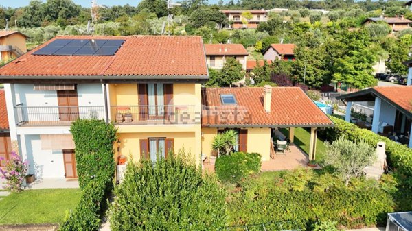 casa indipendente in vendita a Puegnago del Garda
